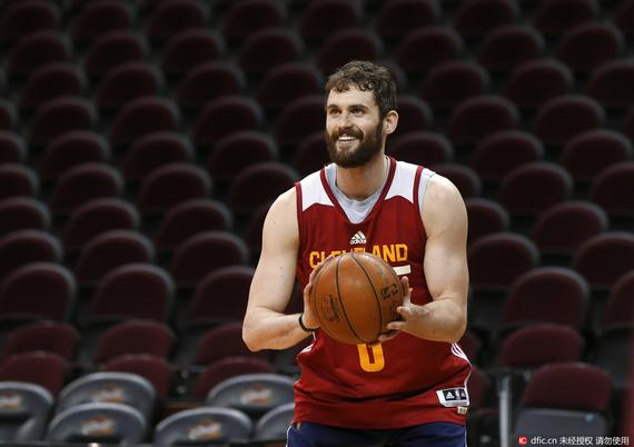 曝勒夫下场回归或替补登场 今日已恢复训练gif_nba_新浪竞技风暴_新浪