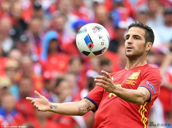 小法在中场不够出色