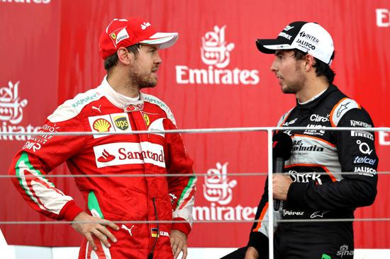 与维泰尔并肩登台的不是莱科宁，而是佩雷兹。