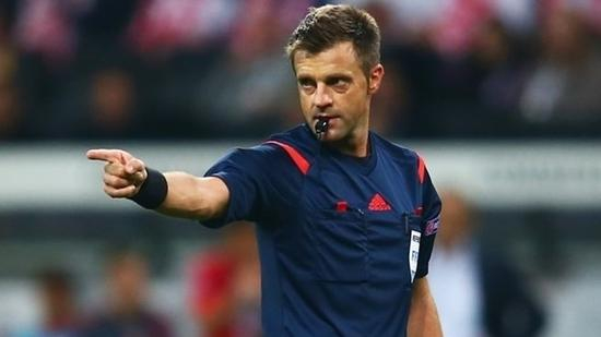 当场裁判并不考虑球员之前有黄牌