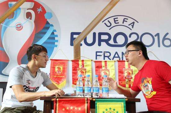 专访现场（本文所有照片由摄影师吴华辉提供）