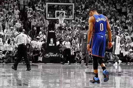 威少独撑！我们失去的青春