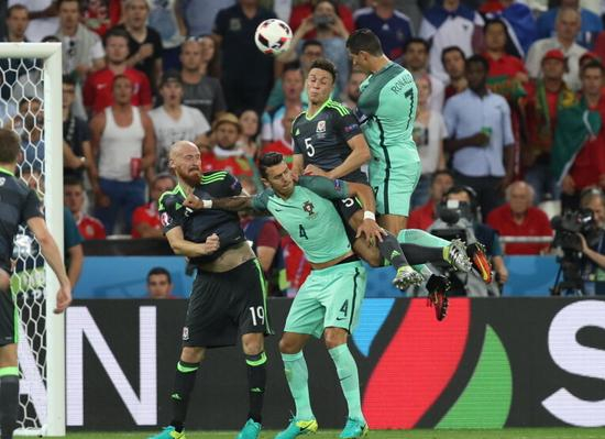 会当凌绝顶，一览众山小。