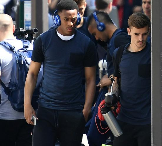 这个比卷尺奶奶的保温杯还大一号