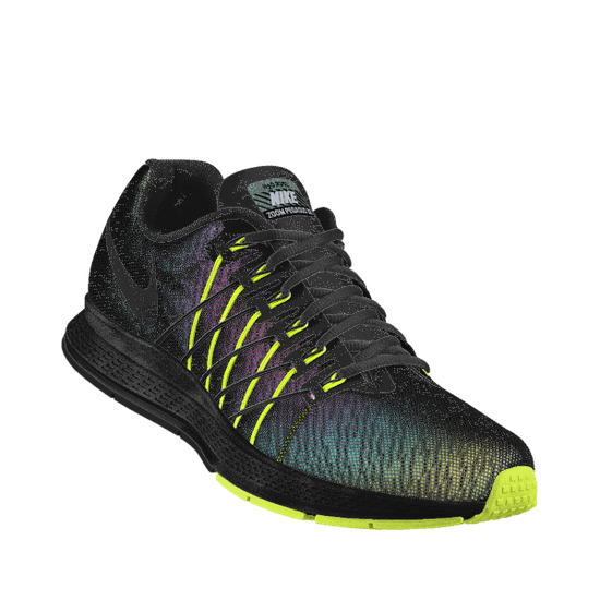 Nike Air Zoom Pegasus 32 就拥有不错的防水性能。