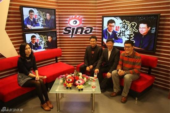 刘立荣参加《商界棋王》节目录制