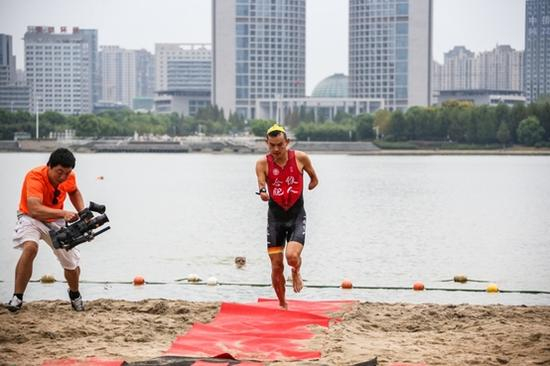 铁友陆续返回换项区