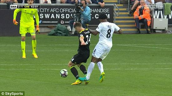 费尔反超进球有犯规嫌疑