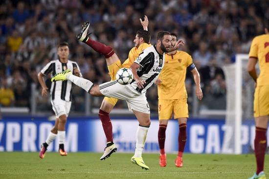 伊瓜因受到严密盯防