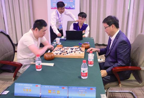 马晓春执白中盘不敌刘昌赫