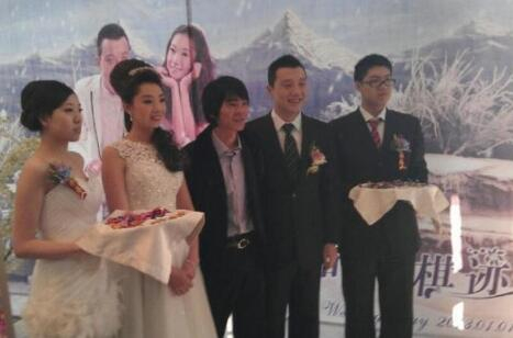 参加古力婚礼的李世石，据说红包非常非常厚