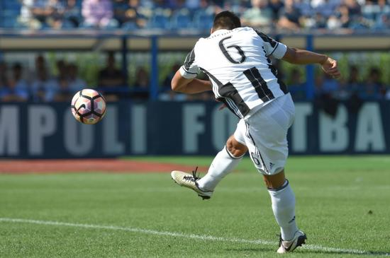 赫迪拉中楣瞬间