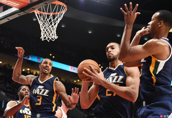 爵士的防守是联盟顶级水准