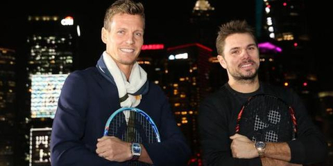 瓦林卡伯蒂奇游黄浦江 