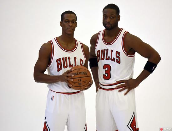 隆多和韦德组成的后场优缺点都很明显