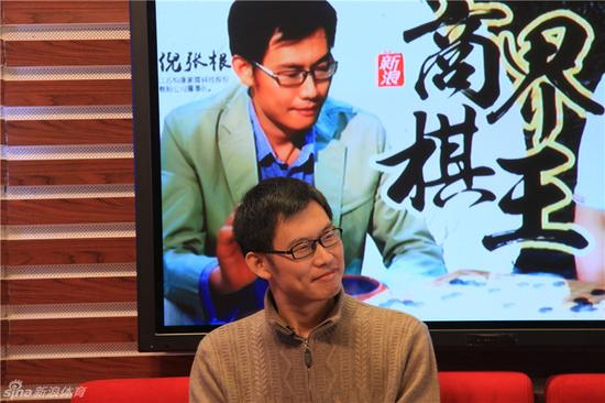 倪张根在访谈中