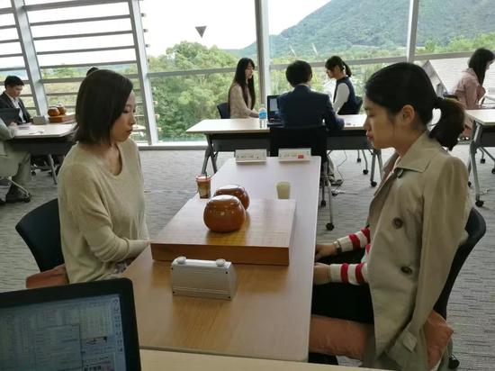 於之莹带病上阵二连胜