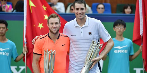 上海赛索克伊斯内尔男双夺冠 