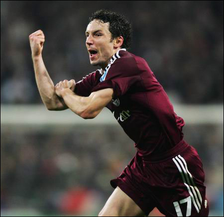 范博梅尔“伞队”的由来