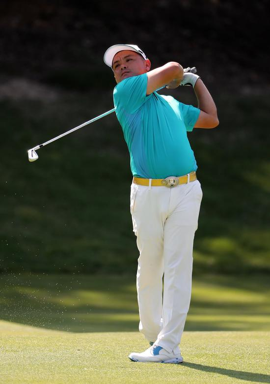 老将元天半程领跑清水湾