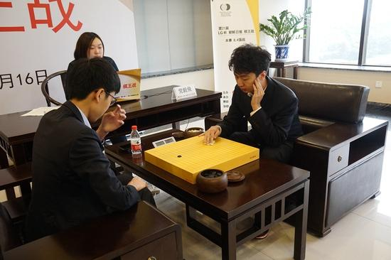 党毅飞屠龙胜申真谞