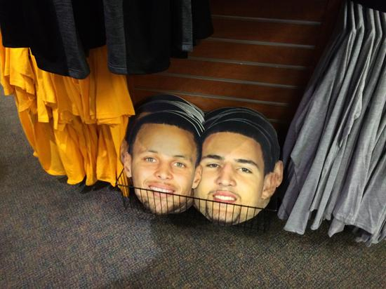 水花牌子价格： $32