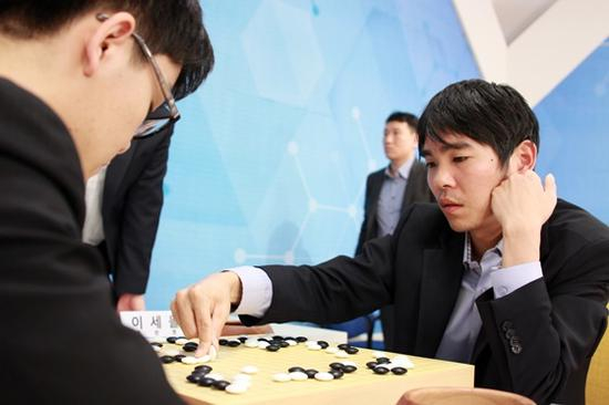 复盘的李世石