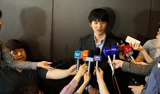 李世石令韩国棋界“又爱又恨”