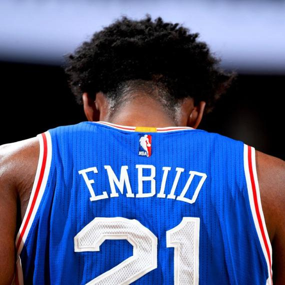 恩比德要进全明星并不只是他的玩笑