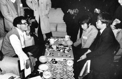 首届中日围棋擂台赛决战 聂卫平胜藤泽秀行