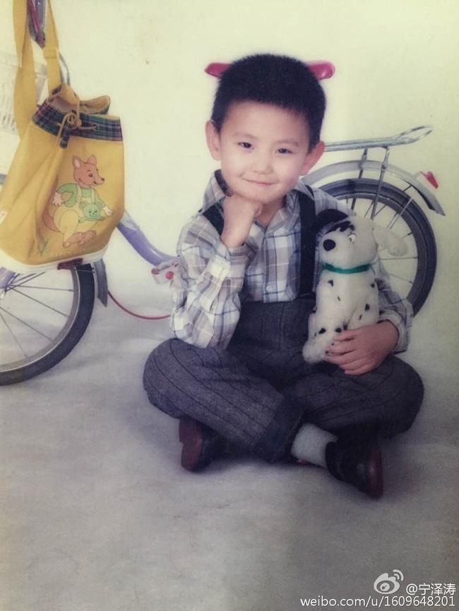 宁泽涛小时候
