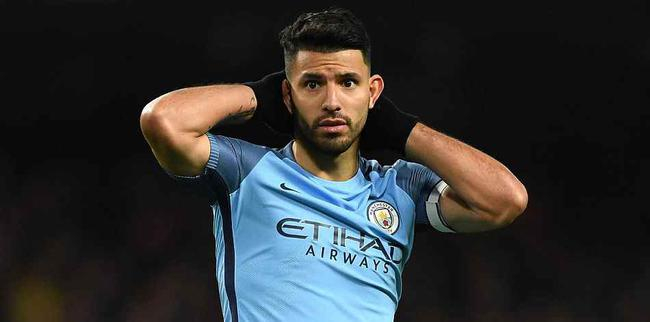 阿圭罗连失良机