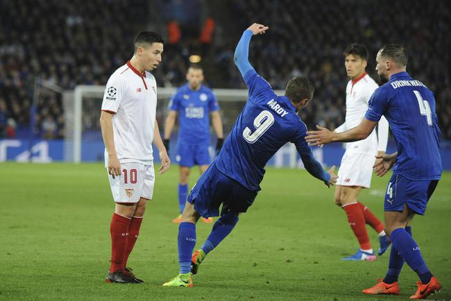 纳斯里头顶瓦尔迪