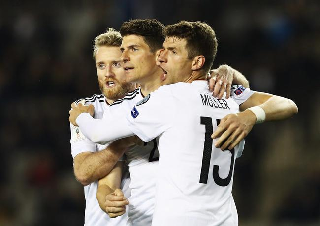 许尔勒、穆勒、戈麦斯包办德国队4个进球