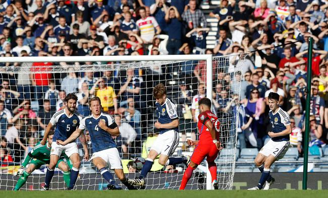 张伯伦打破僵局