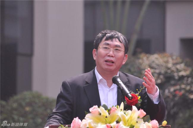 厦门队总教练聂卫平