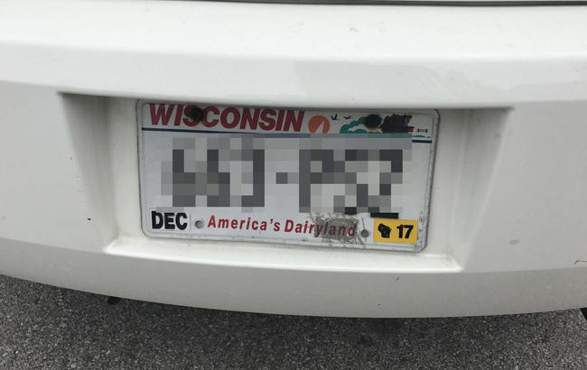 威斯康星州车牌上印有America`s Dairyland