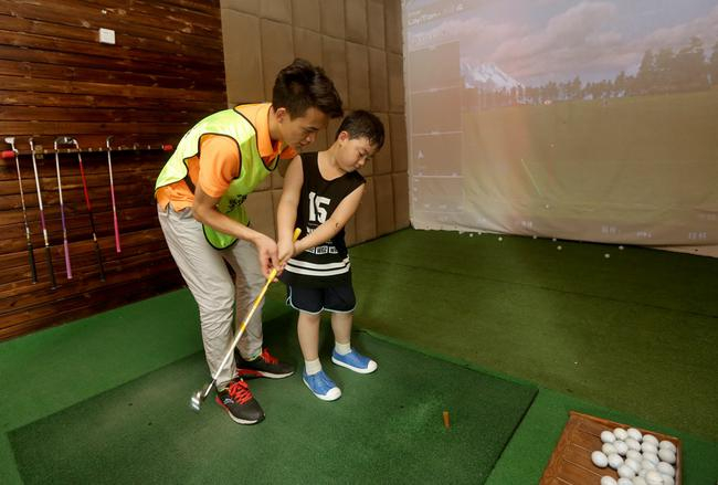 小朋友当日体验高尔夫