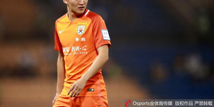 鲁能体育app推出的《泰山三人行》节目中,邀请到山东鲁能球员王彤担任