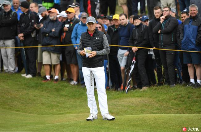 斯皮思取得并列领先