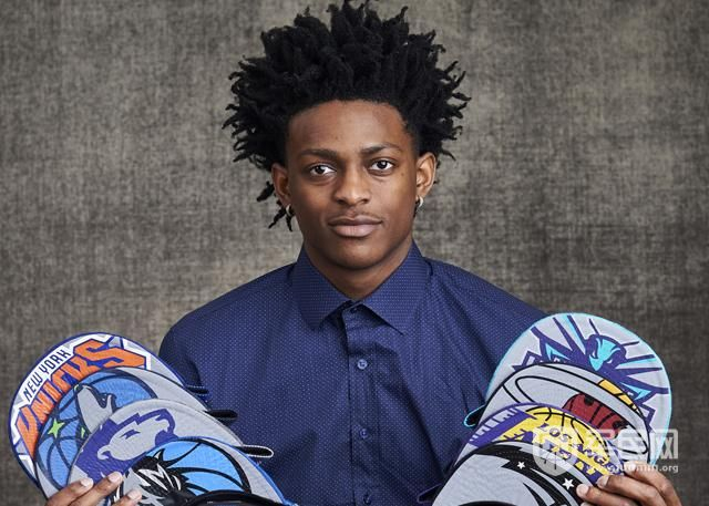 5号秀达隆-福克斯