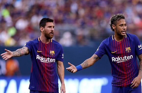 梅西请求内马尔留队