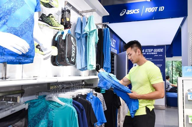 ASICS亚瑟士北京三里屯店铺