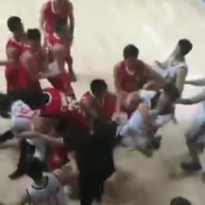 激烈交锋NBA活塞与热火对决直播不容错过的实时赛事呈现