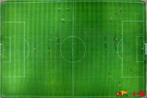 航拍下的航海体育场，美的让人窒息。