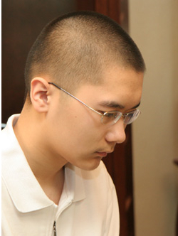 （十七岁的陈耀烨一路杀进决赛）