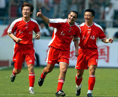 △周挺、舒马赫和刘越