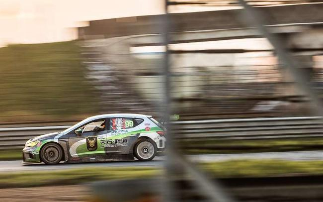 天石车队征战SEC超级耐力锦标赛6小时赛