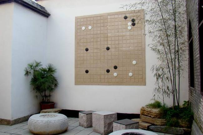 想不想去一个全是围棋氛围的小镇上走走？