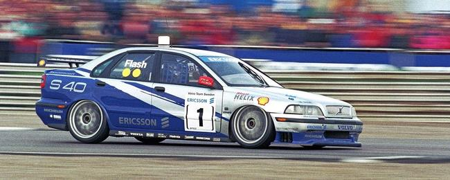 沃尔沃S40参加瑞典房车锦标赛（1998）